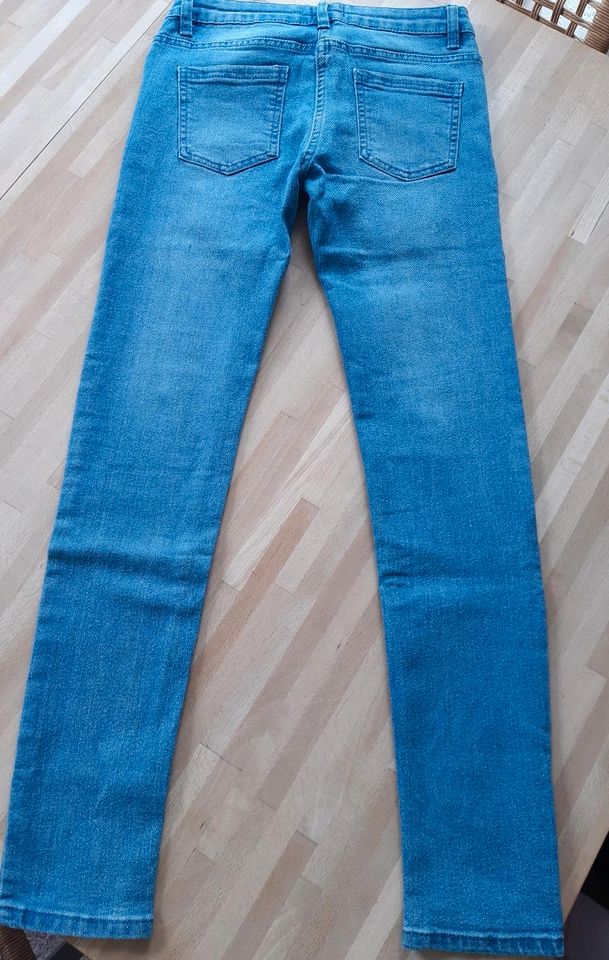 NEU - Jeans (Gr. 152) in Hamminkeln