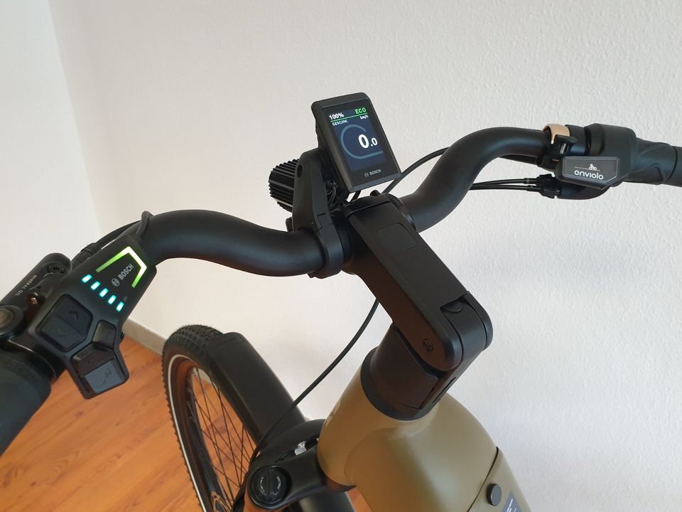 ADVANCED E-BIKE TREKKING Pro Wave Bosch 625Wh Kiox300 Riemen in Neuburg a.d. Donau