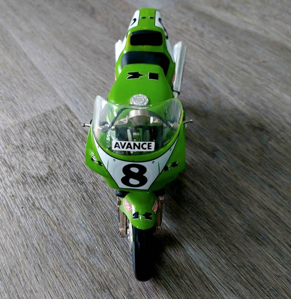 MODELLMOTORRÄDER 1:10 GUILOY KAWASAKI HONDA U in Neunkirchen-Seelscheid