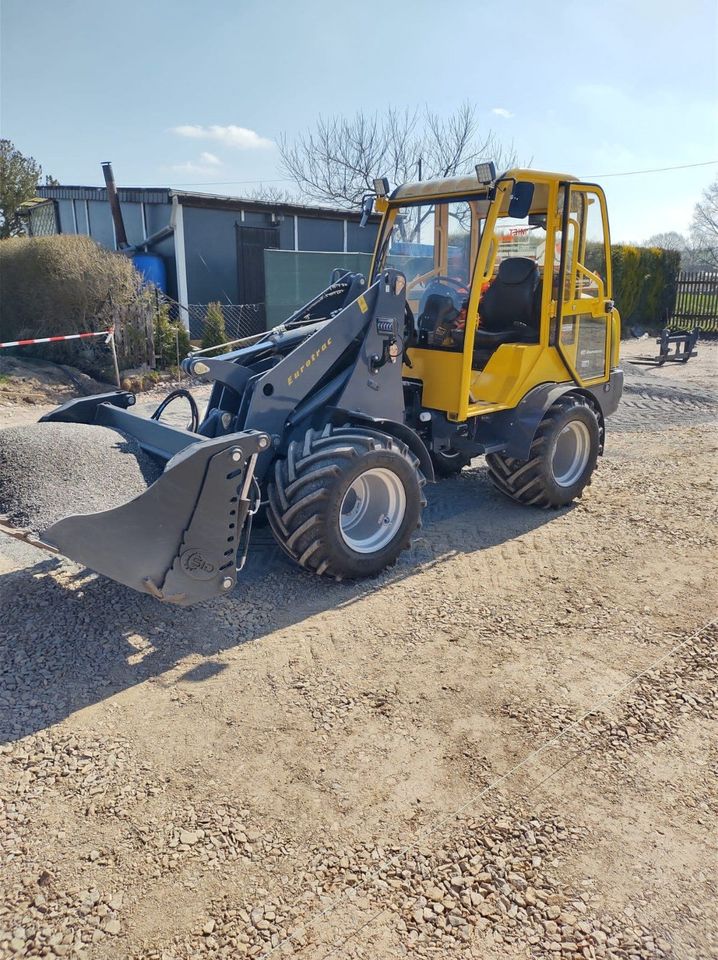 Vermietung Radlader/Hoflader Eurotrac W13 Mieten 2 T Hubkraft in Ponitz