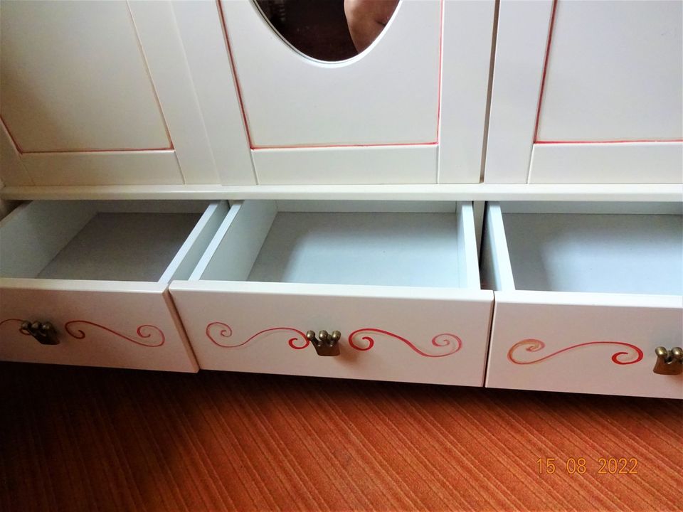 Spiegelburg Kinderzimmer Kleiderschrank Schreibtisch Regale ... in Ohrdruf