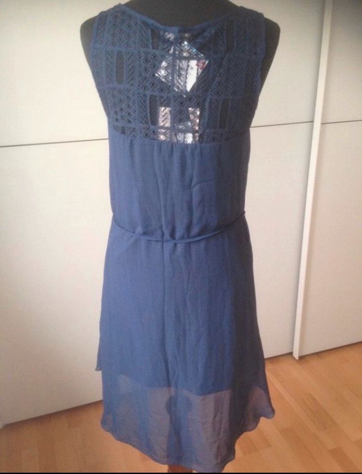 Vila Kleid Sommer mit Lochmuster / Stickerei, S 36,  neu in Stuttgart