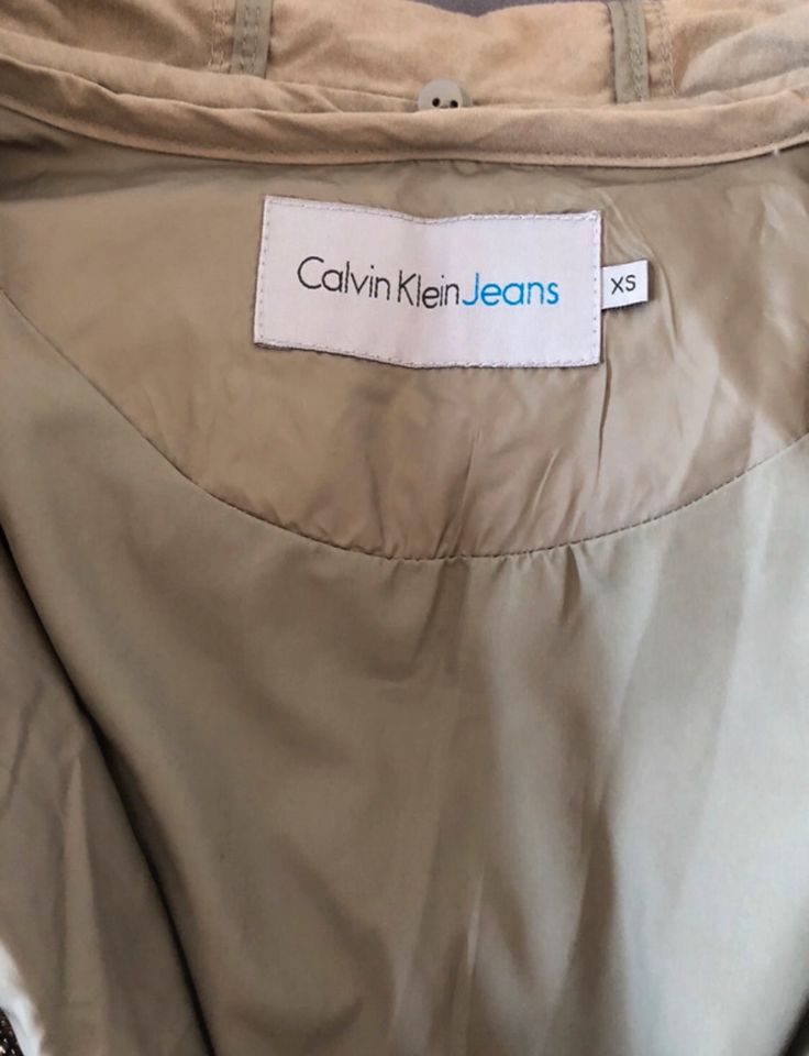 Calvin Klein Jeans Daunenjacke in Berlin