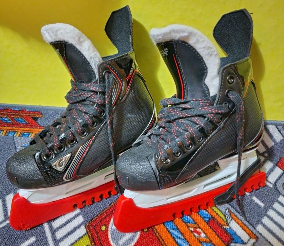 Schlittschuhe Kinder Eishockey Gr. 34  1/3 in Garmisch-Partenkirchen