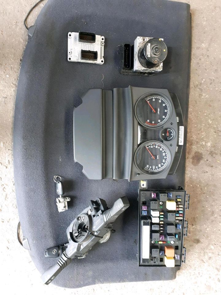 OPEL ASTRA H/ STARTER-SET/ZÜNDSCHLOSS/STEUERGERÄT/TACHO in Moers