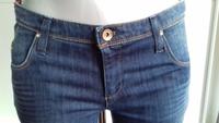 ! SALE ! ARMANI JEANS Damen Jeans 3/4 Slim Fit Blau Gr. 27 NEU Hessen - Kassel Vorschau