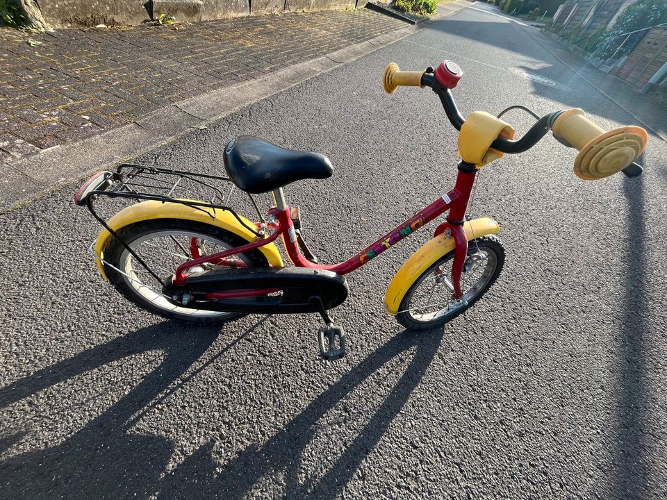 Kinder Fahrrad - rot gelb in Altendiez