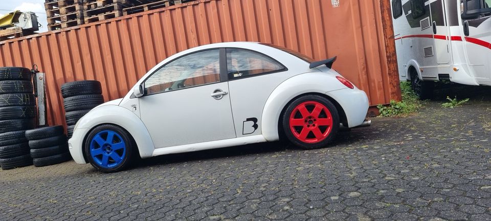 Vw Beetle v5 2.3l in Niederkassel