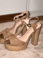 Beige Catwalk Heels Berlin - Schöneberg Vorschau