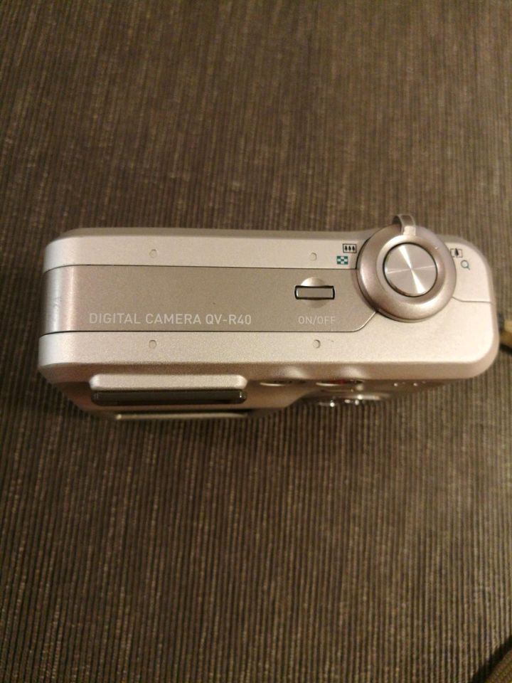 Digitalkamera CASIO QV-R40 in Reichenbach an der Fils