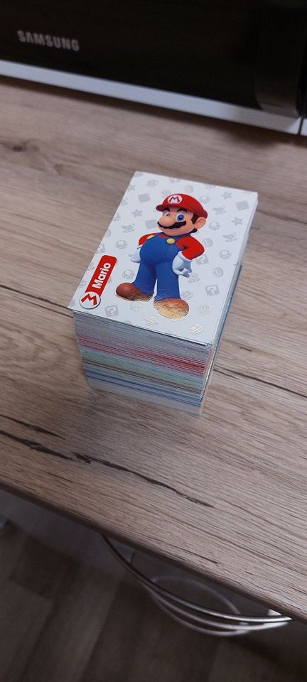 Super Mario Trading Cards zum Tauschen in Merseburg