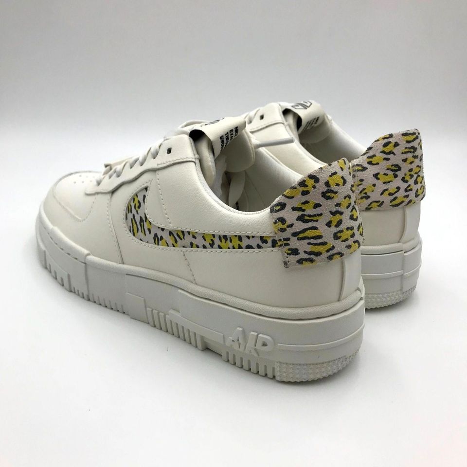 Air Force 1 Low Pixel SE W - White Leopard (DH9632-101) - EU 38 in Berlin