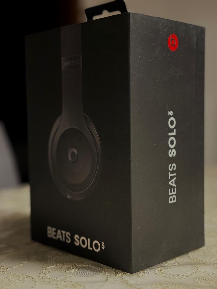 Beats Solo 3 On-Ear Kopfhörer in Ratingen