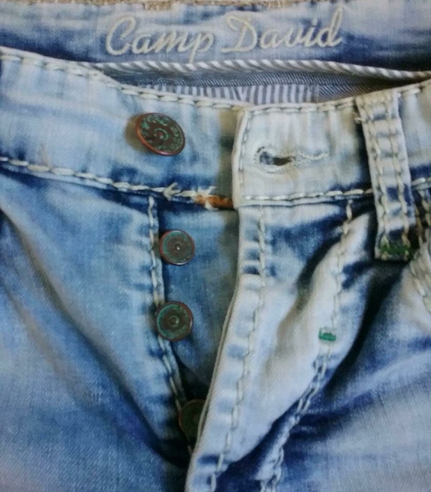 Camp David Jeansshort in Gr.31 in Burkhardtsdorf