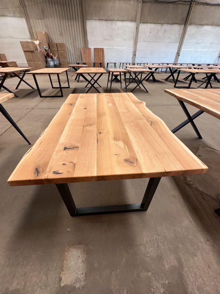 NEUE Esstisch Massiv Baumkantentisch Wildeiche Geölt Tisch Holz ab 65cm in Hamburg