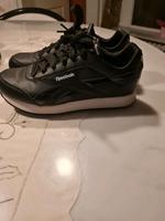 DAMEN SNIKER  REEBOK GRÖßE 38 Kr. München - Neubiberg Vorschau