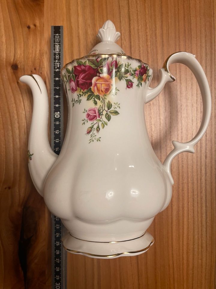 Royal Albert Old Country Roses Kaffeekanne mit Deckel in Hamburg