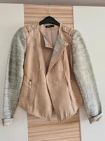 Jacke Caramel mit grau/weißen Glitzerärmeln Größe: L Bayern - Kaufbeuren Vorschau