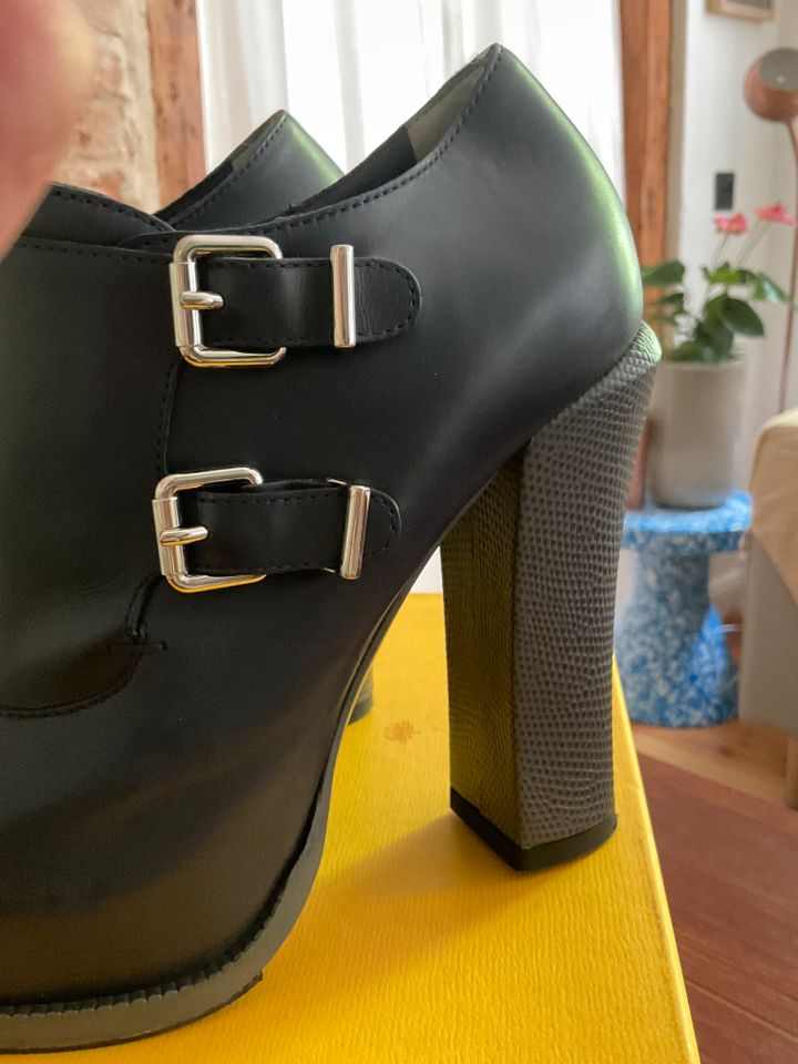 Fendi beautiful heels in Berlin