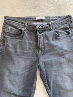 Jeans Gr 33/32 grau Marc O‘Polo Theda Top Zustand Nordrhein-Westfalen - Barntrup Vorschau