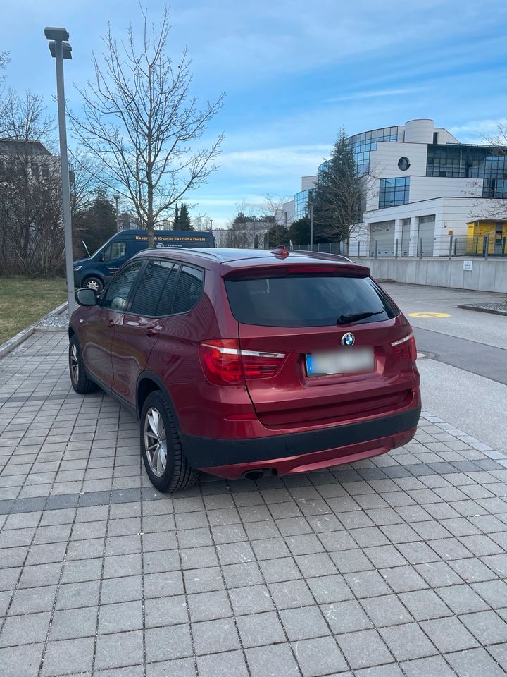 Bmw x3 2,0d AHK in Brunnthal