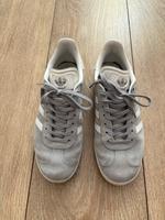 Adidas Sneaker Gazelle hellgrau Größe 38 Köln - Ehrenfeld Vorschau