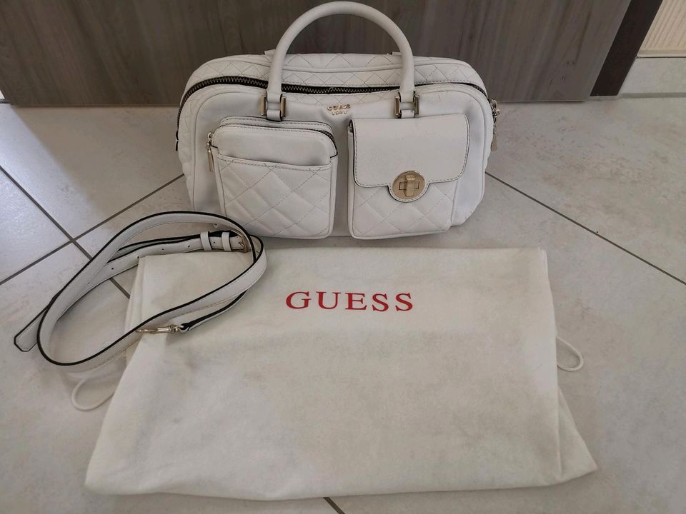 Guess Handtasche in Strausberg