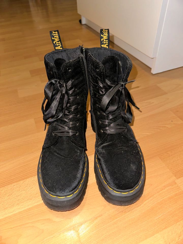 Dr Martens Plateau Velvet Velours Samt Stiefel Boots 38 in Leipzig