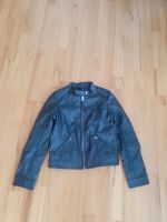 Jacke 146 Lederimitatjacke Mädchenjacke Bikerjacke grau metallic Bayern - Pfarrkirchen Vorschau