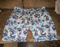 Canda Shorts Bermuda kurze Hose weiß blau 48 50 C&A Niedersachsen - Winsen (Luhe) Vorschau