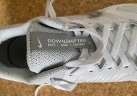 Nike Downshifter 42 weiß grau wie neu Niedersachsen - Lastrup Vorschau