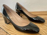 VALENTINO PUMPS HIGH HEELS LACK LEDER TOP LUXUS 38,5 WEIHNACHTEN München - Bogenhausen Vorschau
