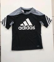 Adidas T-Shirt, wie neu, Größe 128 Niedersachsen - Sickte Vorschau