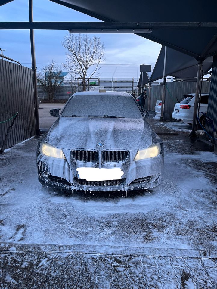 Verkaufe/Tausche BMW 320D E90 Facelift in Duisburg