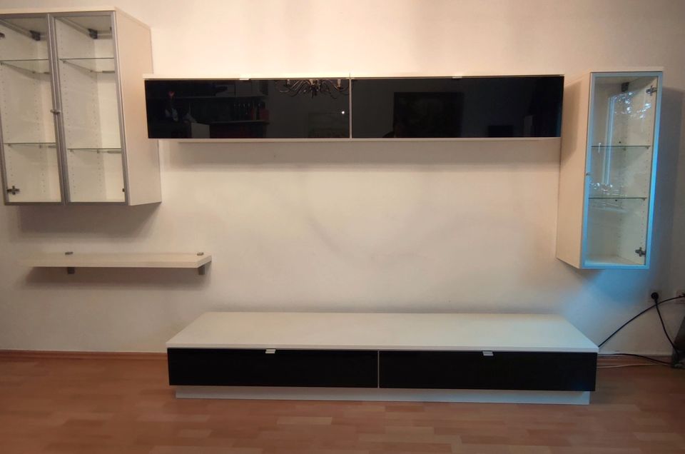 CS Schmal "Xynto" Wohnwand Sideboard Lowboard TV-Board Schw/Weiß in  Nordrhein-Westfalen - Oer-Erkenschwick | eBay Kleinanzeigen ist jetzt  Kleinanzeigen