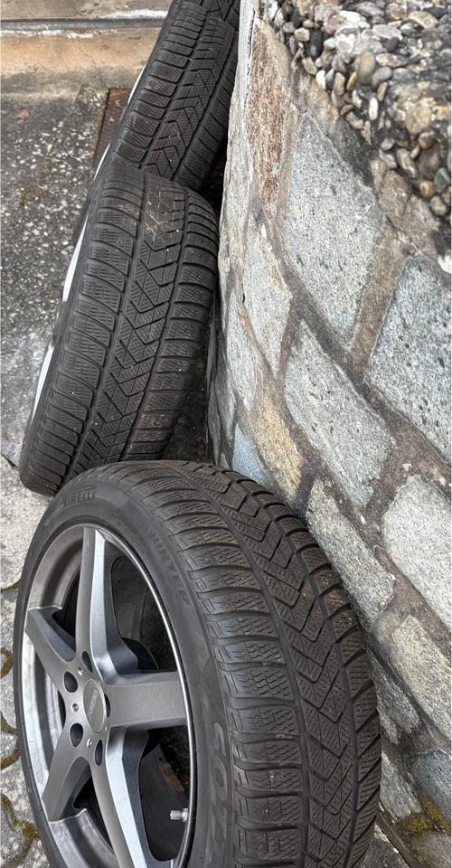 Dotz CP5 DEZENT TY Alufelgen Reifen 5x120 | 8.0 x 18 ET35 mm in Höchstadt
