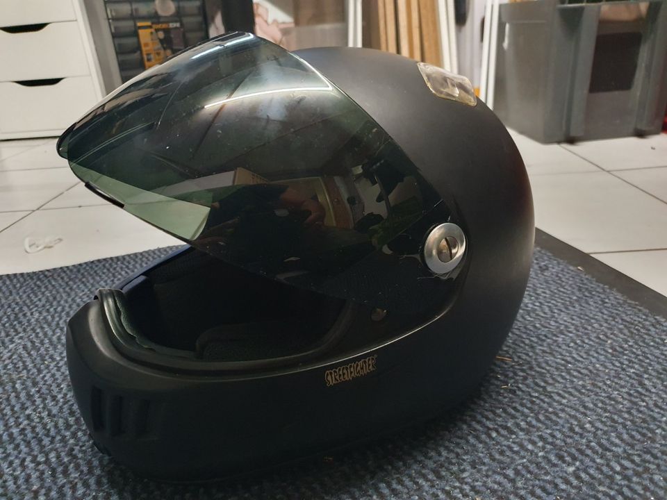 Motorrad-Helm STREETFIGHTER Integralhelm, Gr. XS, Schwarz in Duisburg