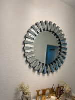 Runder moderner Spiegel 80 cm Nordrhein-Westfalen - Löhne Vorschau