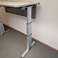 250 x Steh Sitz Schreibtisch / elektrischer Schreibtisch / Wini / Büromöbel Hessen - Linden Vorschau