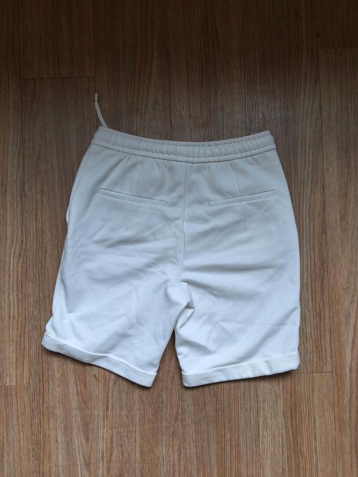 Weiße Shorts Zara in Berlin