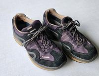 stark getragen Wanderschuhe Sportschuhe, Stallschuhe Nordrhein-Westfalen - Kierspe Vorschau