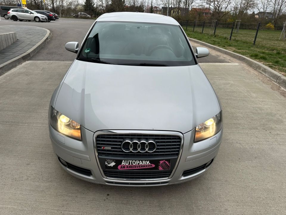 Audi A3 2.0 FSI S line Sportpaket plus** Automatik in Zscherben