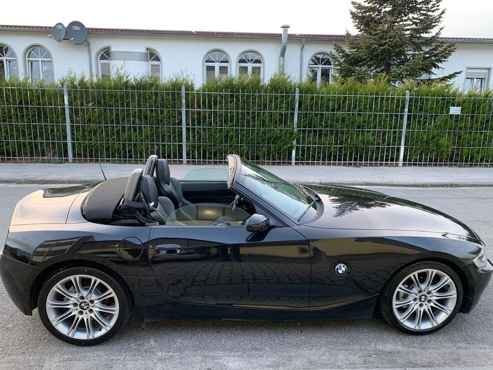 BMW Z4 Roadster ,6 Zylinder,1 Hand,Neue Bremsen in Speyer