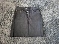 Damen Jeansrock Minirock Gr. W25 schwarz von Levi's Bayern - Weißenhorn Vorschau