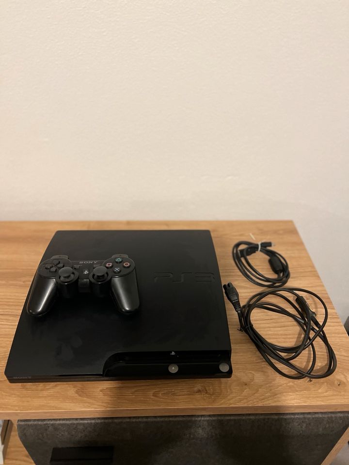 Sony PlayStation 3 Slim 320GB in Lindhorst