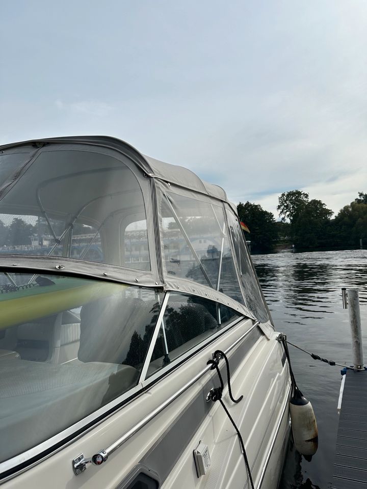 Bayliner 2355 mit Trailer zu verkaufen in Berlin