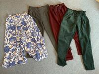 4 Stoffhosen weis blau grün Papercut rot Bershka Italy S 36 38 M Sachsen - Freital Vorschau