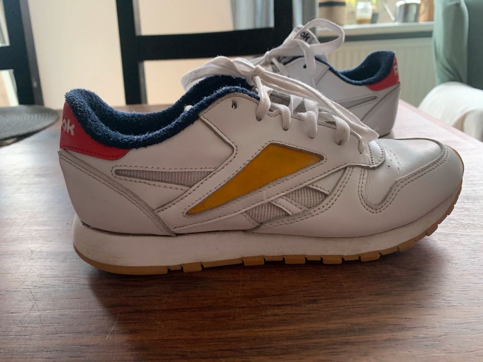 Reebok Classic 37,5 weiß/rot/gelb in Hamburg