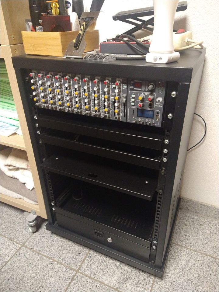 Omnitronic RM-1422FX USB Rack-Mixer 19"-Mixer mit 12 Kanälen in Bonn