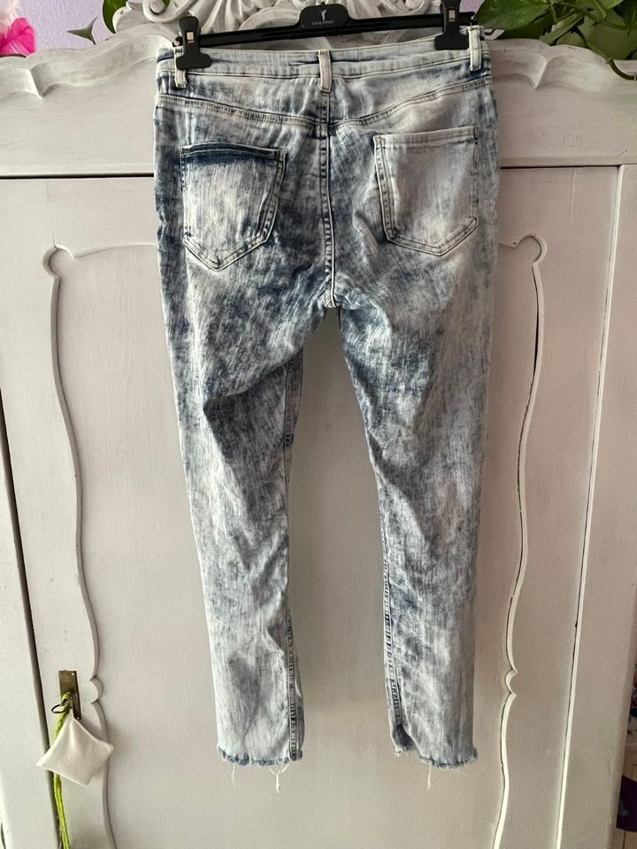Leichte Jeans washed used look in München